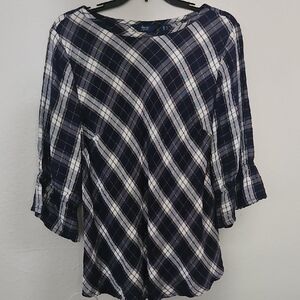 D&CO Blue and White Boxy 3/4 Sleeve Blouse Size M.
